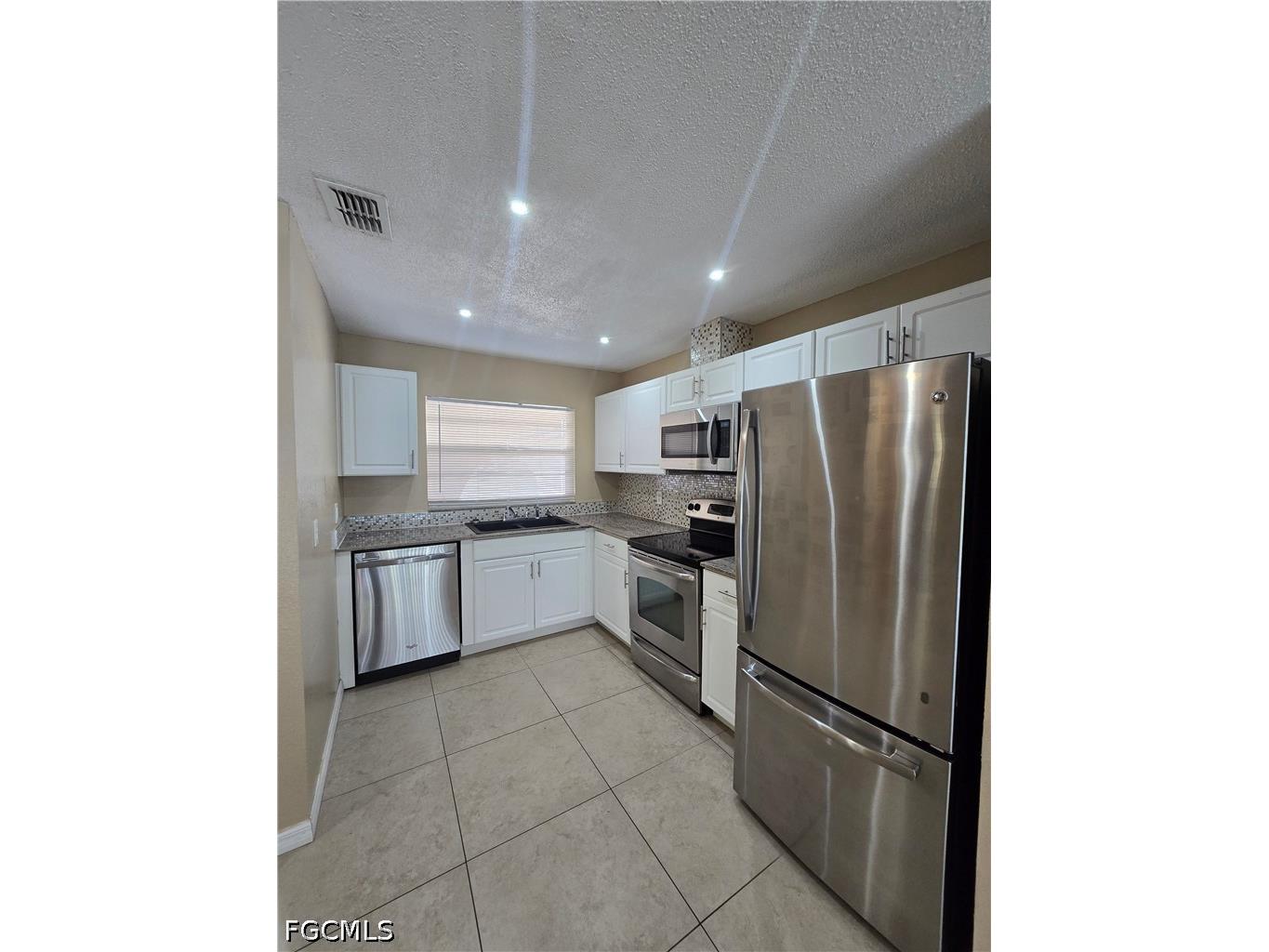 702 SE 47th Street #4 Cape Coral FL 33904 2026022495 image15