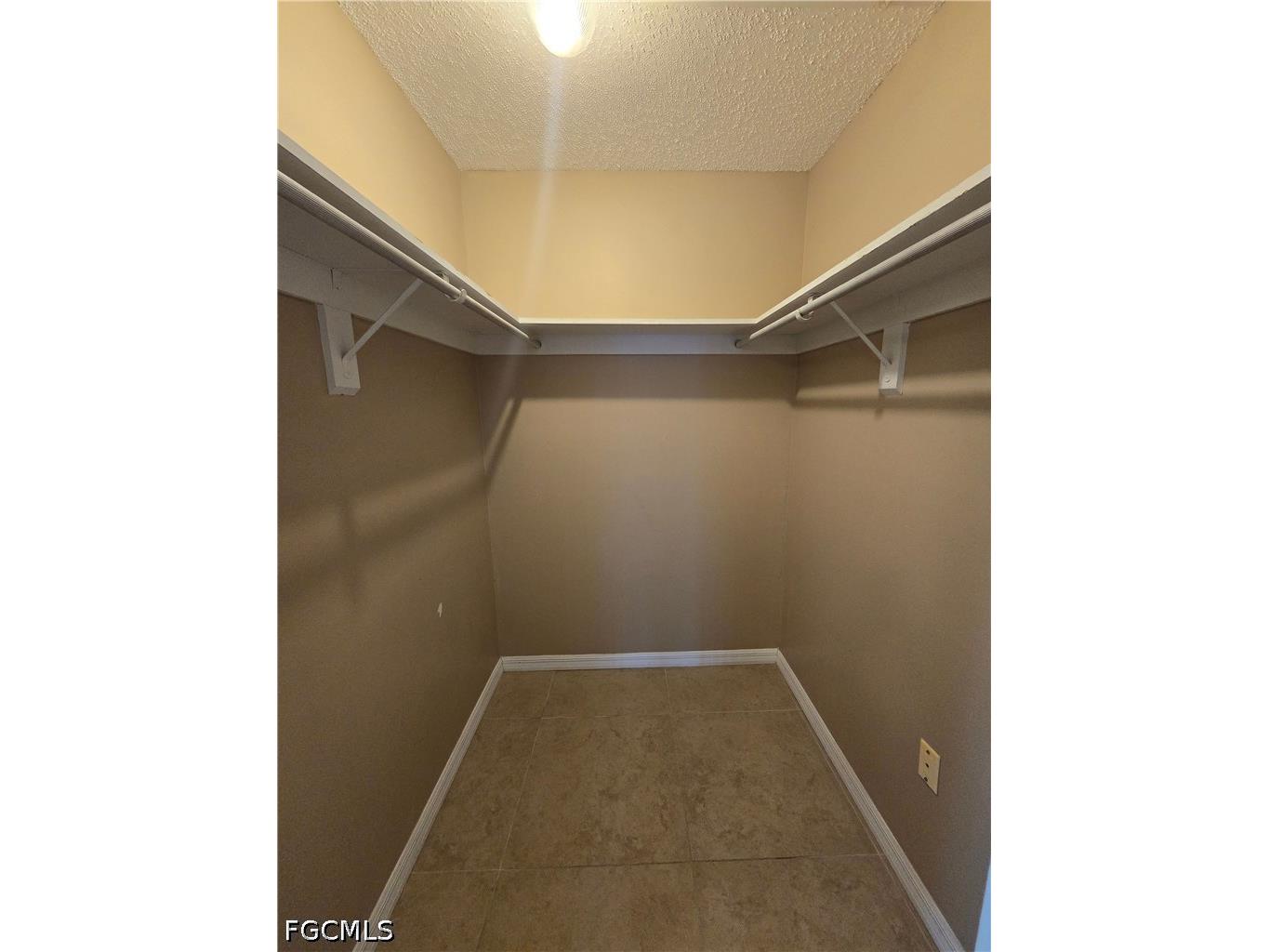702 SE 47th Street #4 Cape Coral FL 33904 2026022495 image9