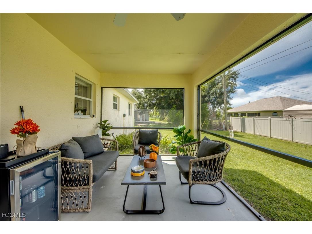 702 SW 11th Avenue Cape Coral FL 33991 2025010034 image23