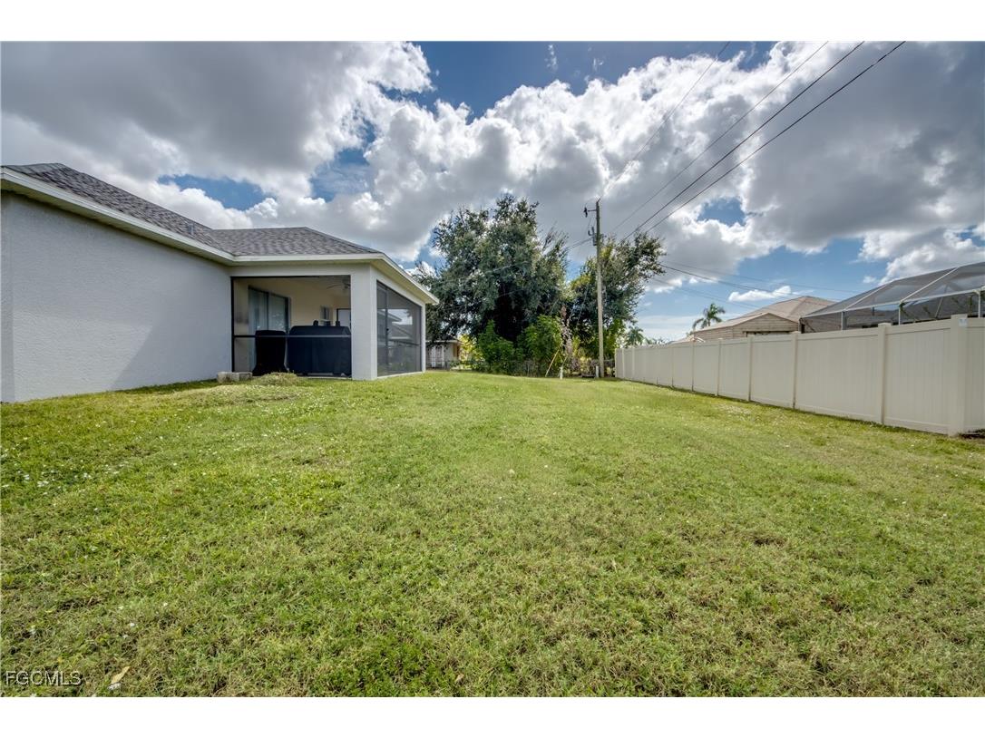 702 SW 11th Avenue Cape Coral FL 33991 2025010034 image26
