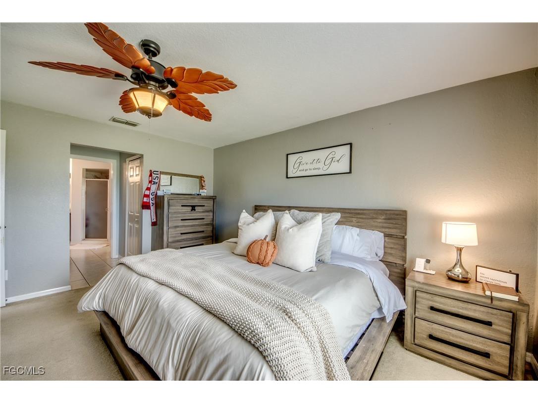 702 SW 11th Avenue Cape Coral FL 33991 2025010034 image9