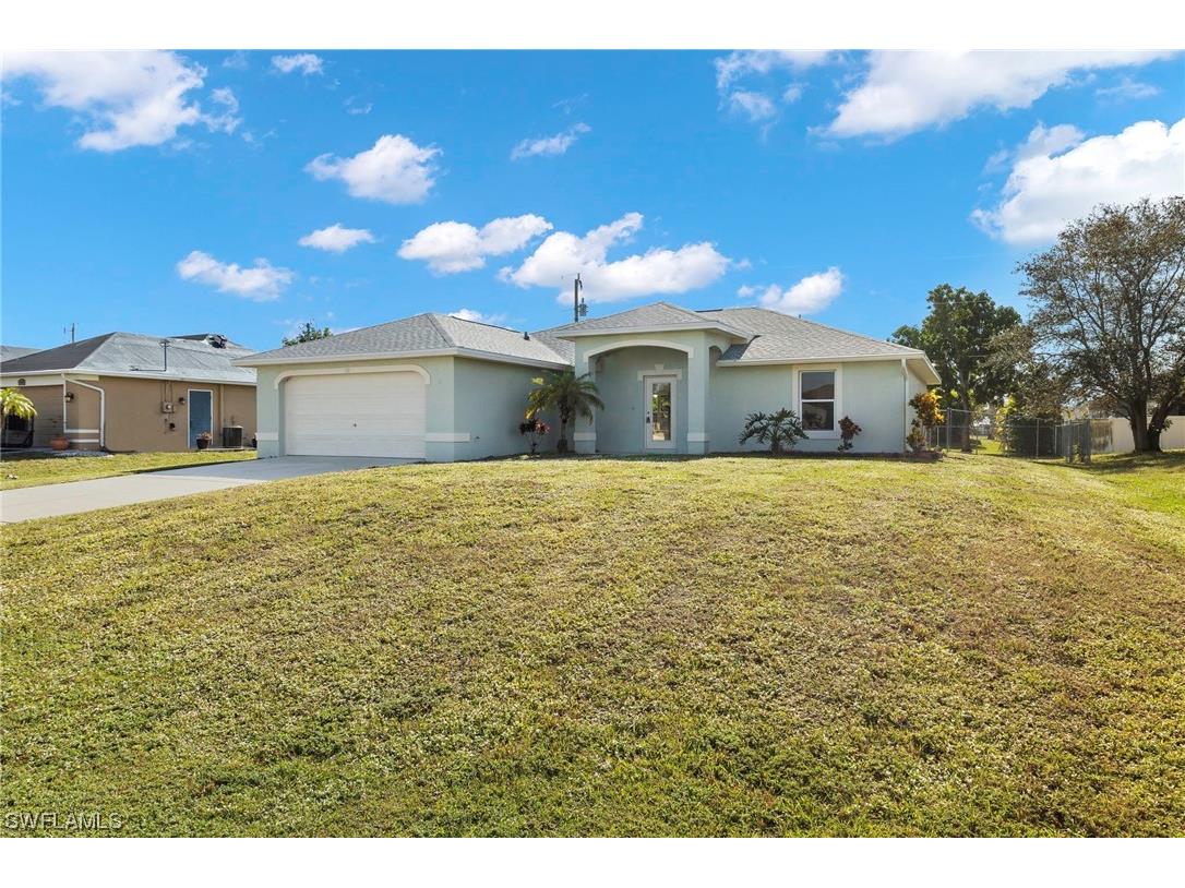 702 SW 21st Terrace Cape Coral FL 33991 224000340 image1