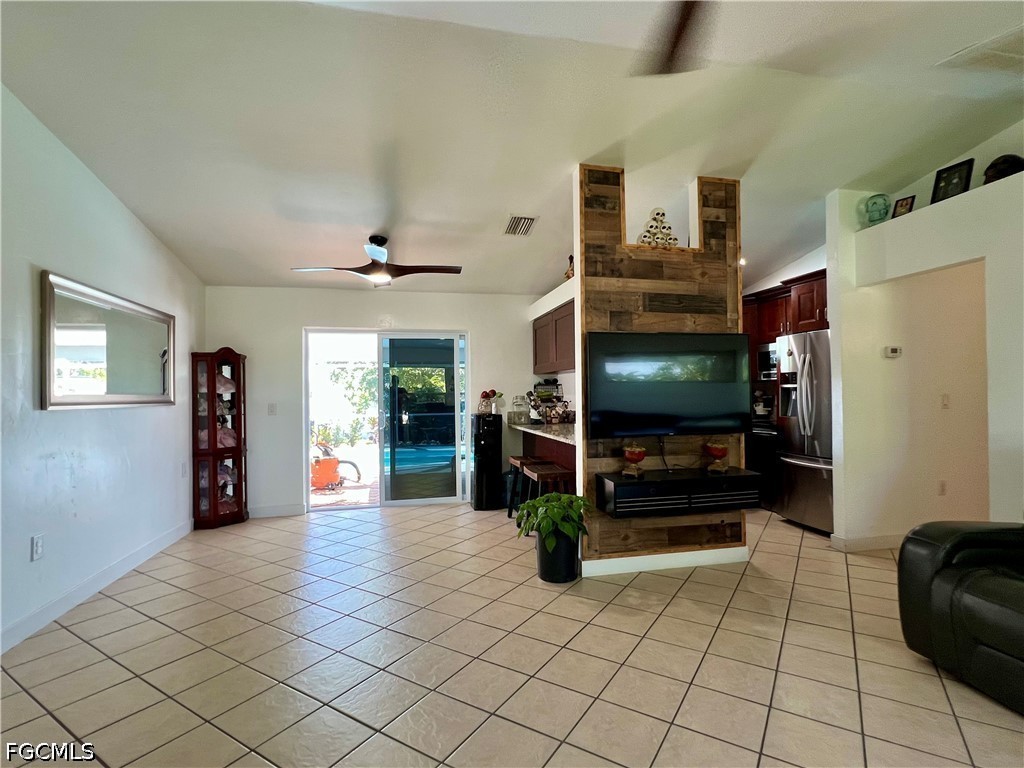 702 SW 25th Street Cape Coral FL 33914 2026017992 image8