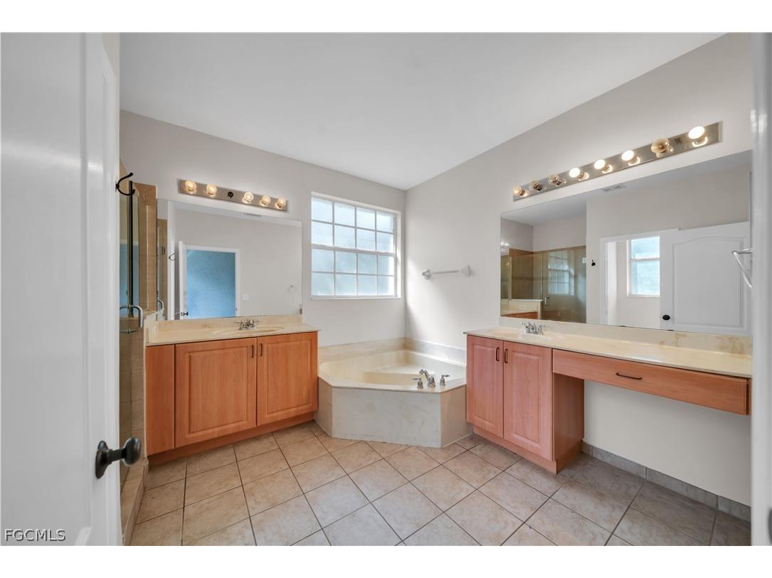 7020 Ambrosia Lane #1108 Naples FL 34119 2026010899 image25