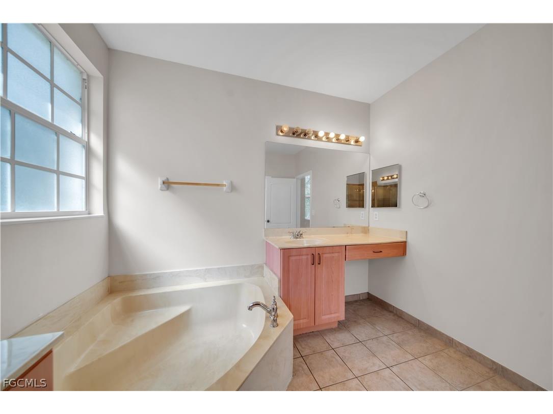 7020 Ambrosia Lane #1108 Naples FL 34119 2026010899 image29