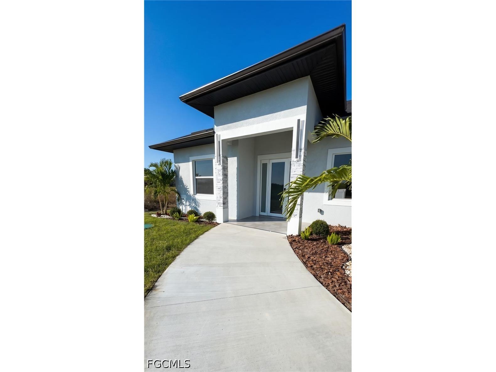 7020 Burma Circle Labelle FL 33935 2026015490 image2