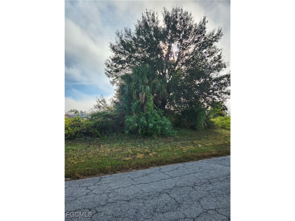 7020 Calder Circle Labelle FL 33935 2025023556 image2