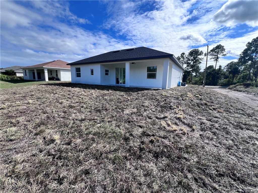 7020 Ramrod Circle Labelle FL 33935 2025023058 image3