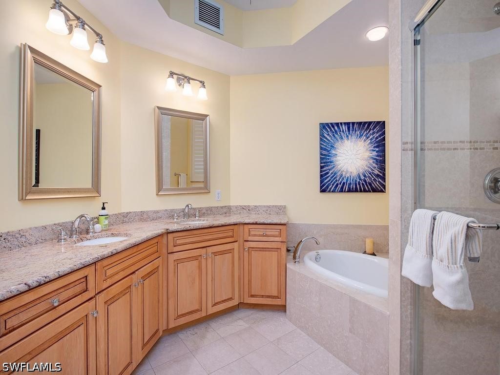 7024 Pelican Bay Boulevard #F105 Naples FL 34108 226018798 image12