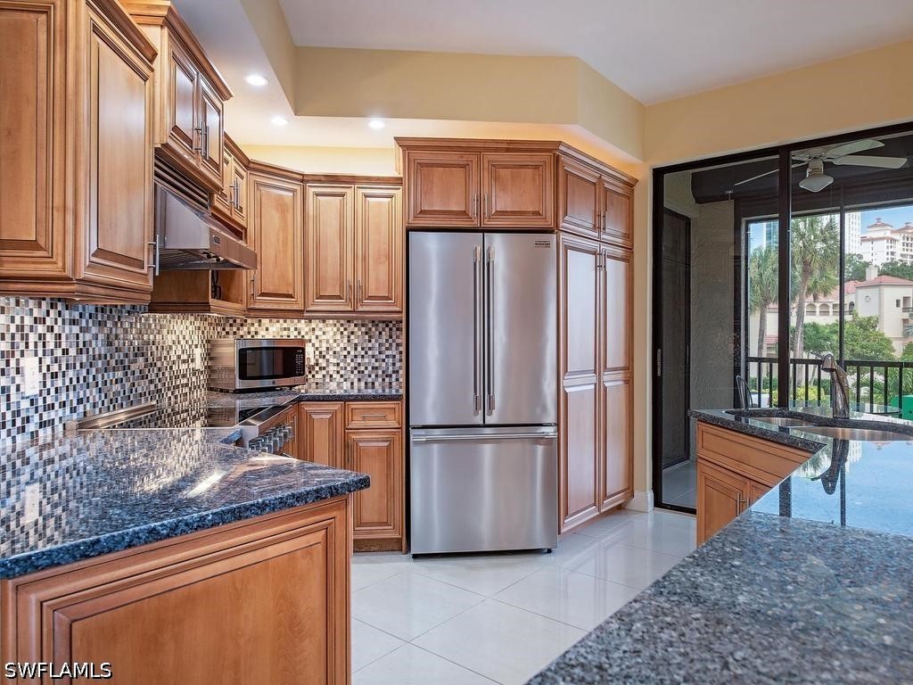 7024 Pelican Bay Boulevard #F105 Naples FL 34108 226018798 image5