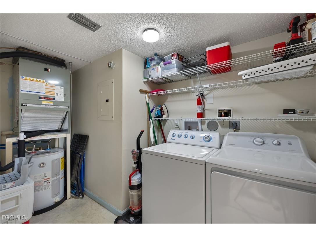 7025 Dennis Circle #G104 Naples FL 34104 2025008252 image17