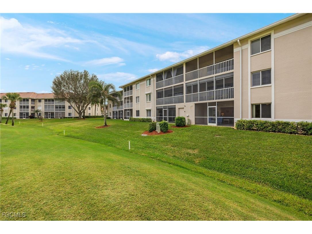 7025 Dennis Circle #G104 Naples FL 34104 2025008252 image22