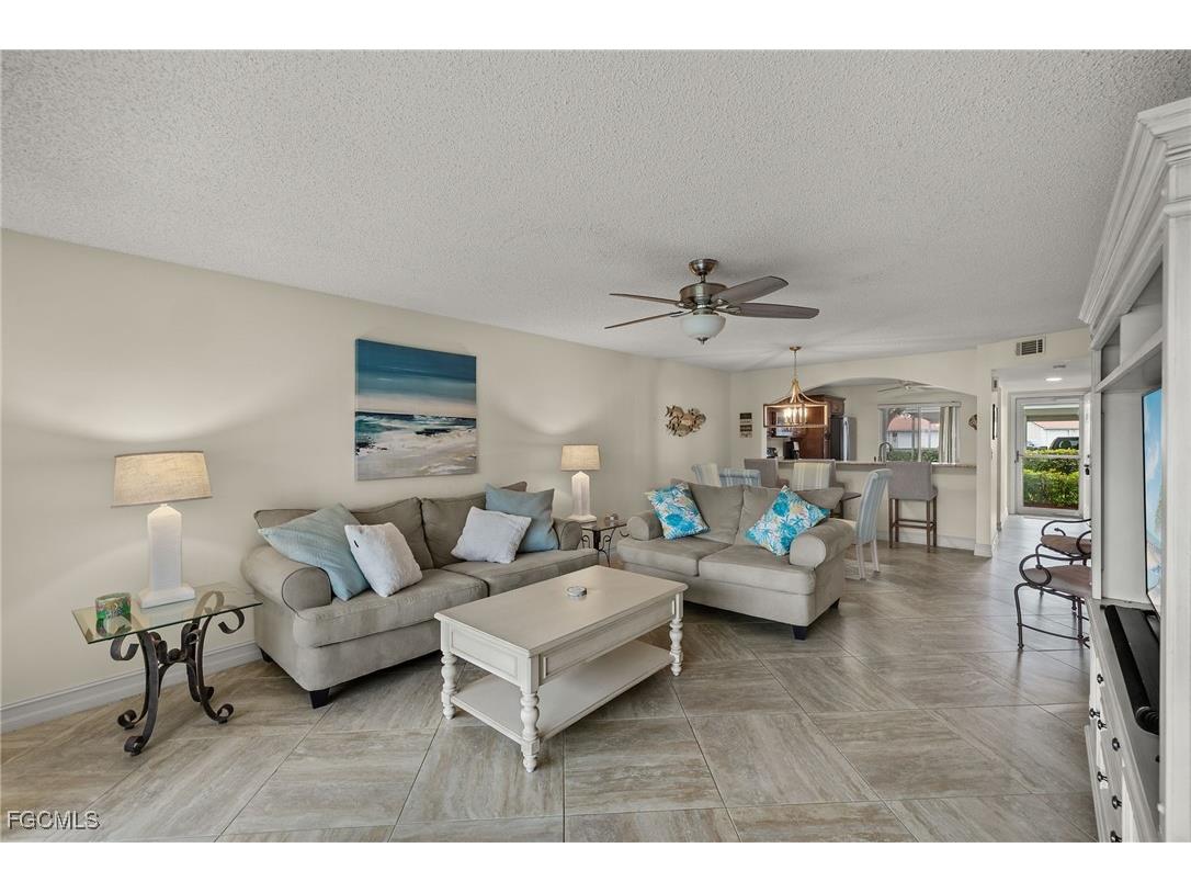 7025 Dennis Circle #G104 Naples FL 34104 2025008252 image3