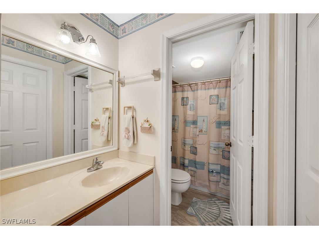 7025 Dennis Circle #G202 Naples FL 34104 226009100 image17