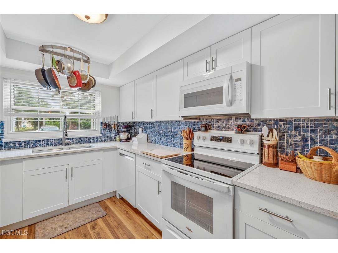 7025 New Post Drive #4 North Fort Myers FL 33917 2025014672 image12