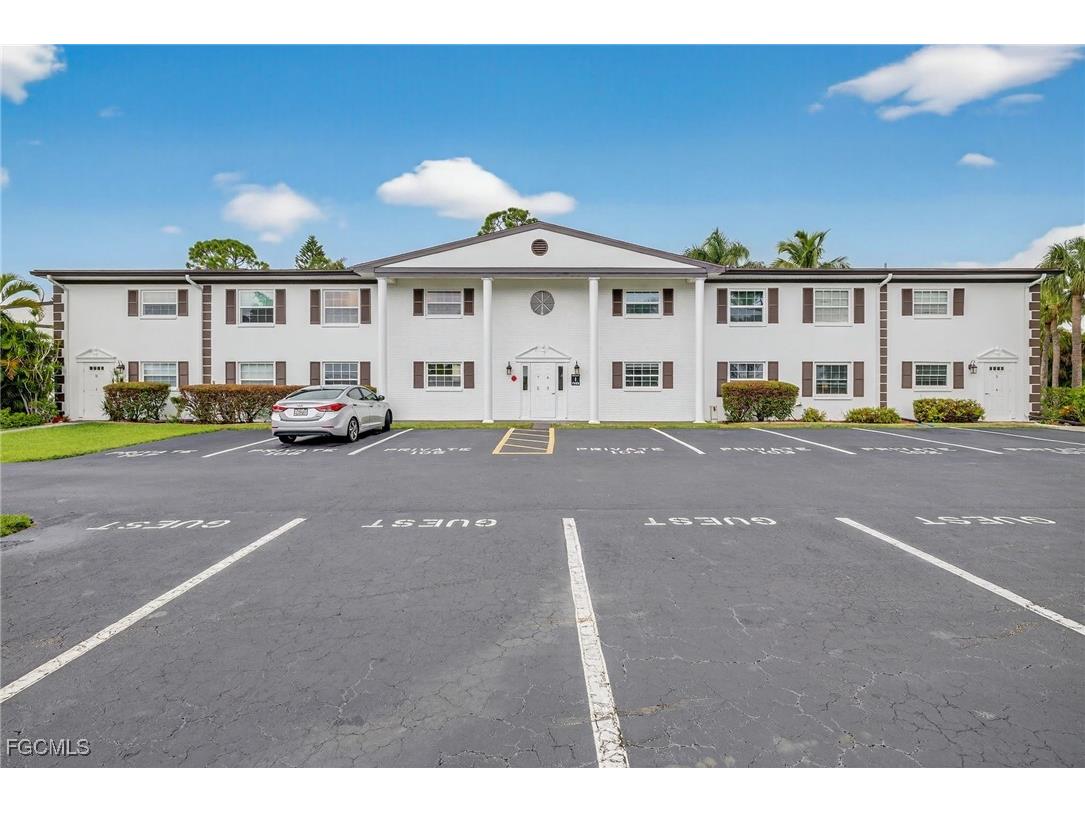 7025 New Post Drive #4 North Fort Myers FL 33917 2026003842 image1