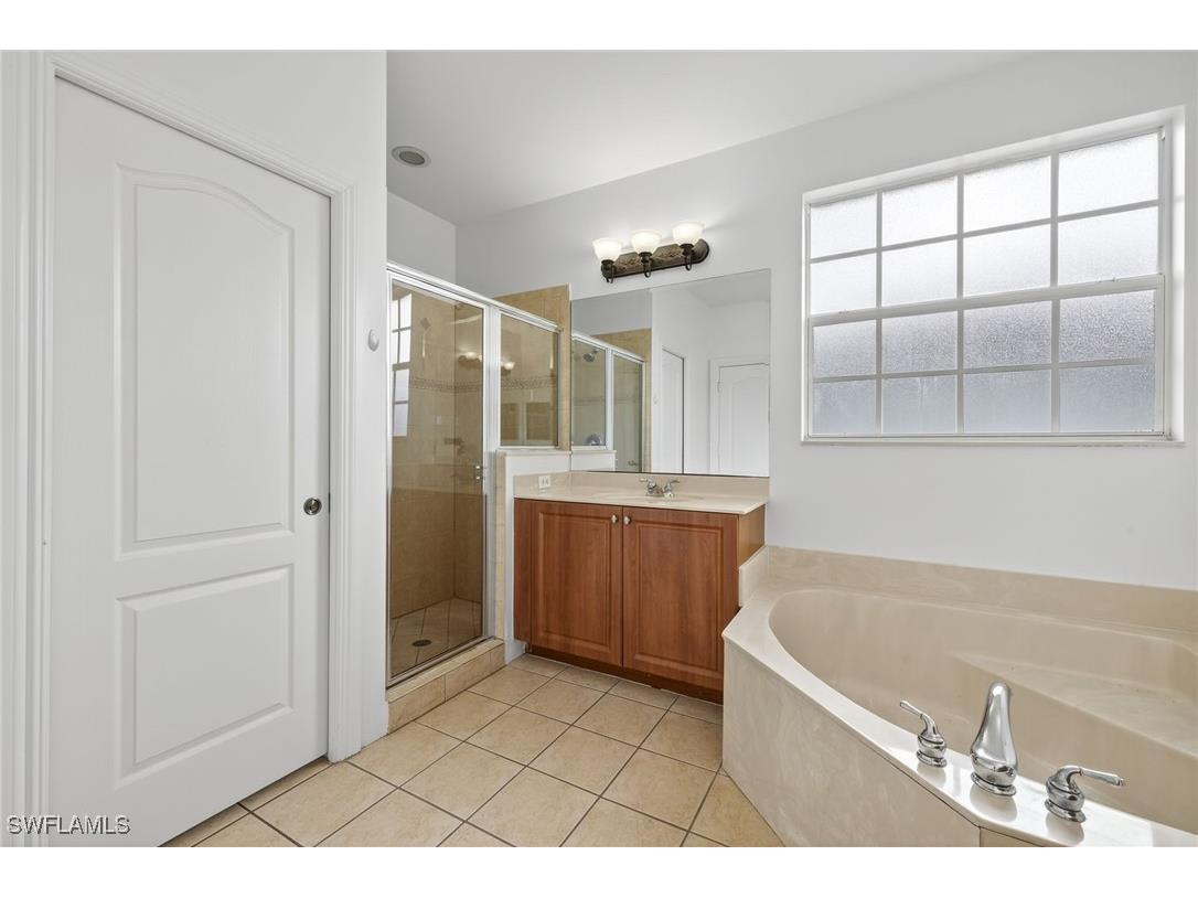  Naples FL 34119 225065962 image13