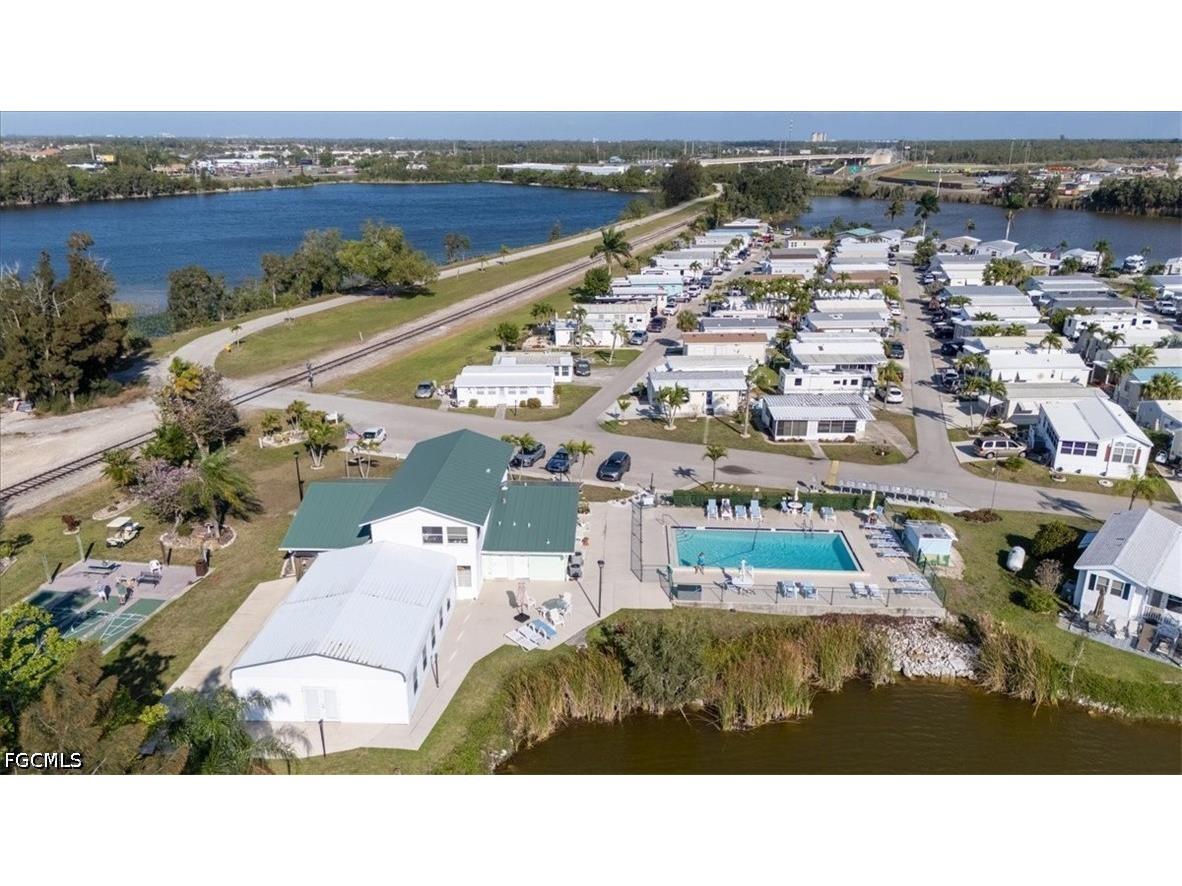 7029 Granada Lakes Drive Fort Myers FL 33967 2026012660 image13