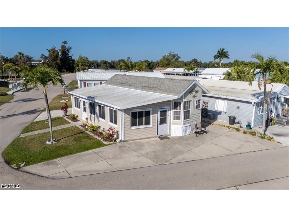 7029 Granada Lakes Drive Fort Myers FL 33967 2026012660 image17