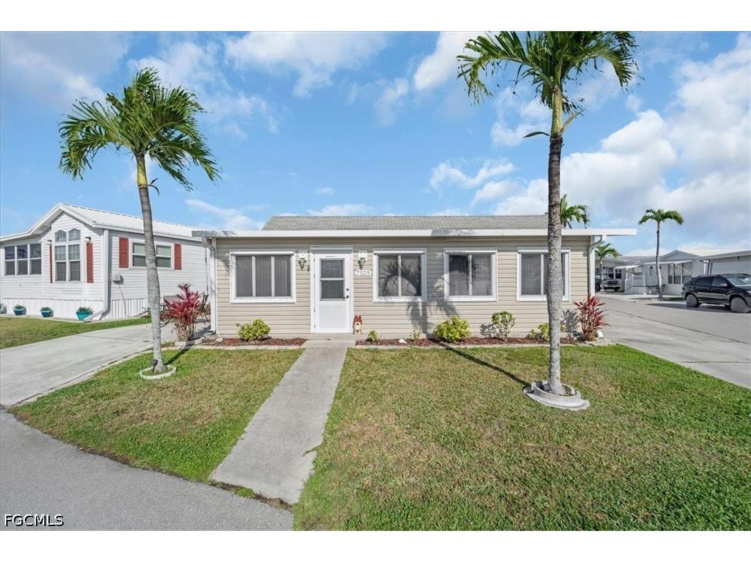 7029 Granada Lakes Drive Fort Myers FL 33967 2026012660 image21