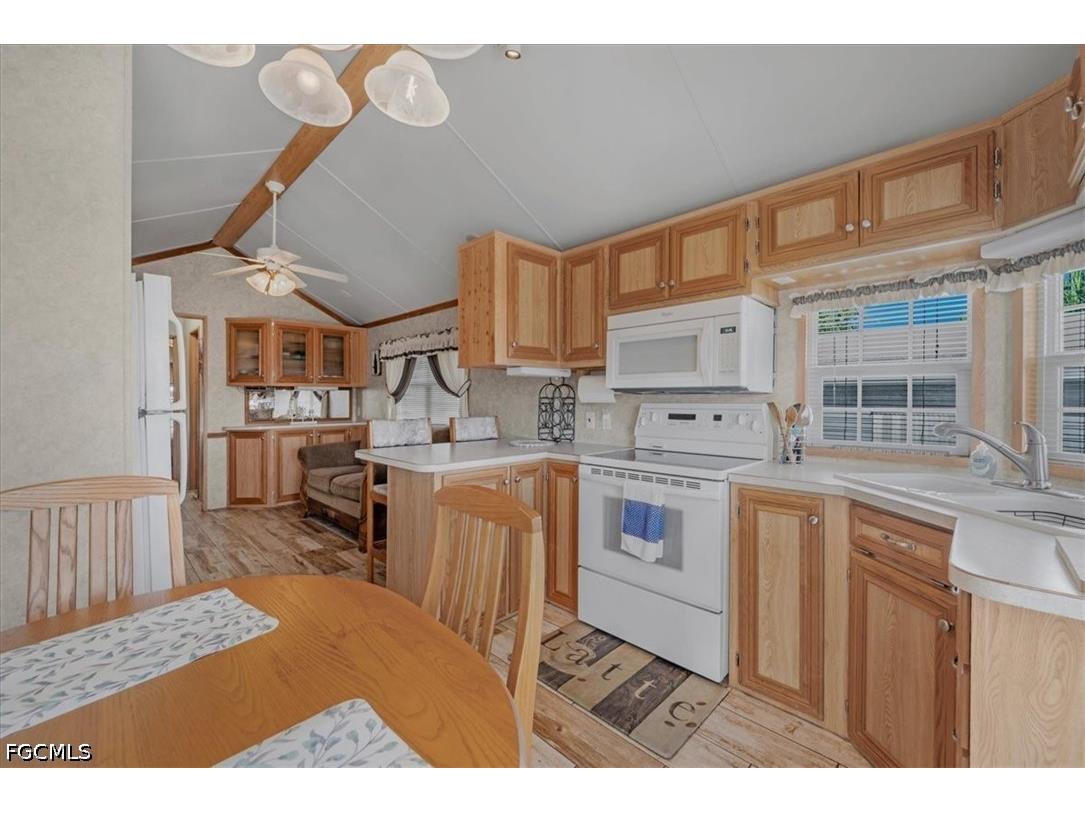 7029 Granada Lakes Drive Fort Myers FL 33967 2026012660 image32