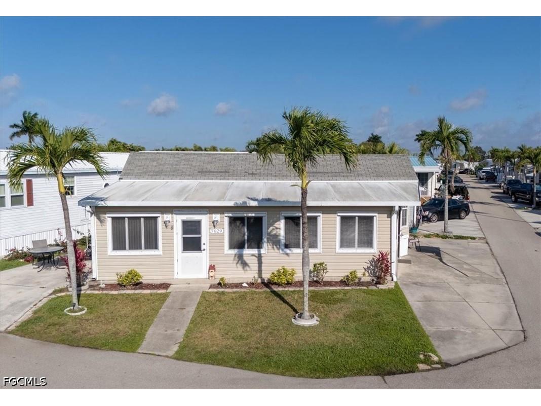 7029 Granada Lakes Drive Fort Myers FL 33967 2026012660 image35