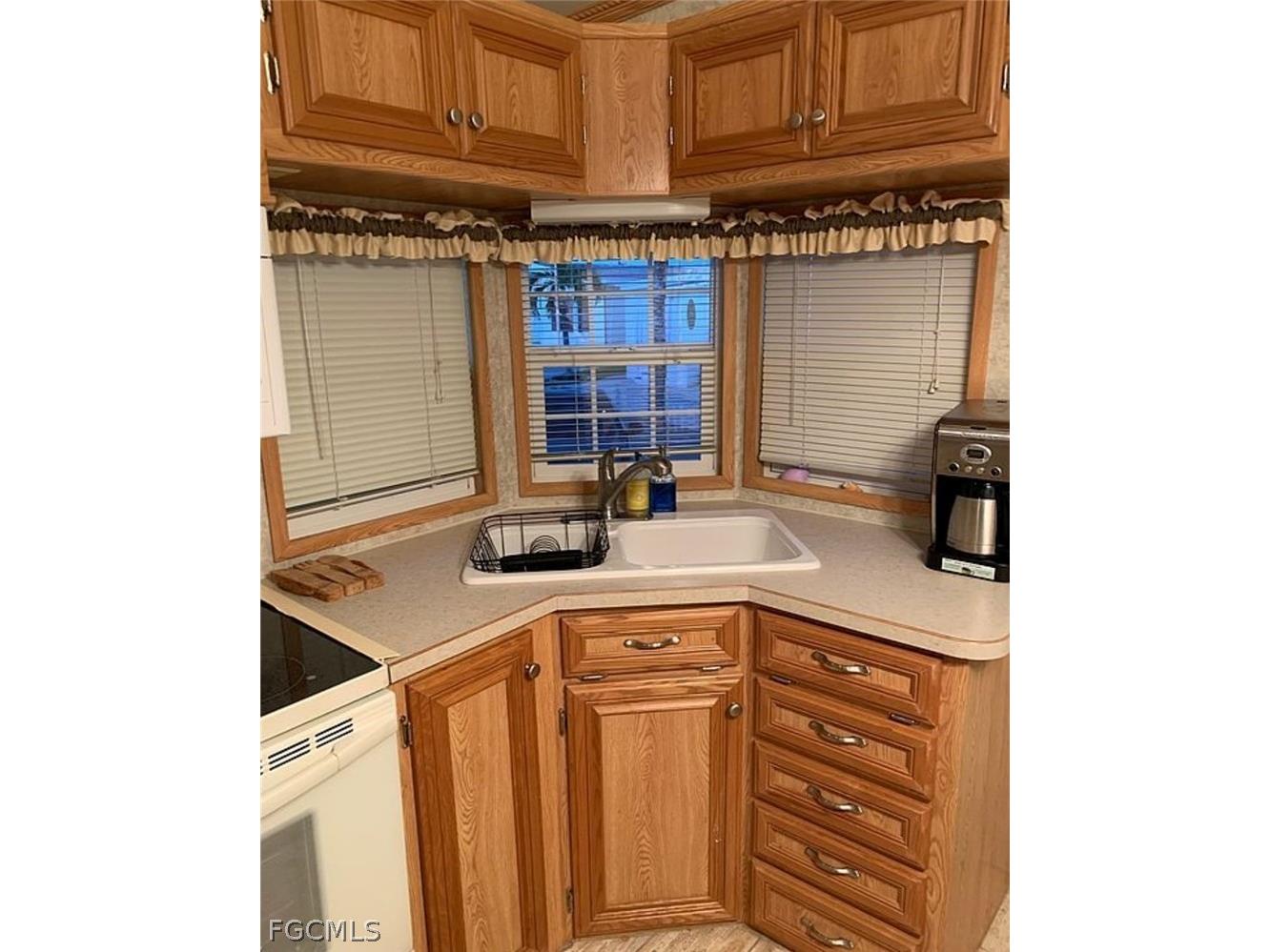 7029 Granada Lakes Drive Fort Myers FL 33967 2026012660 image5