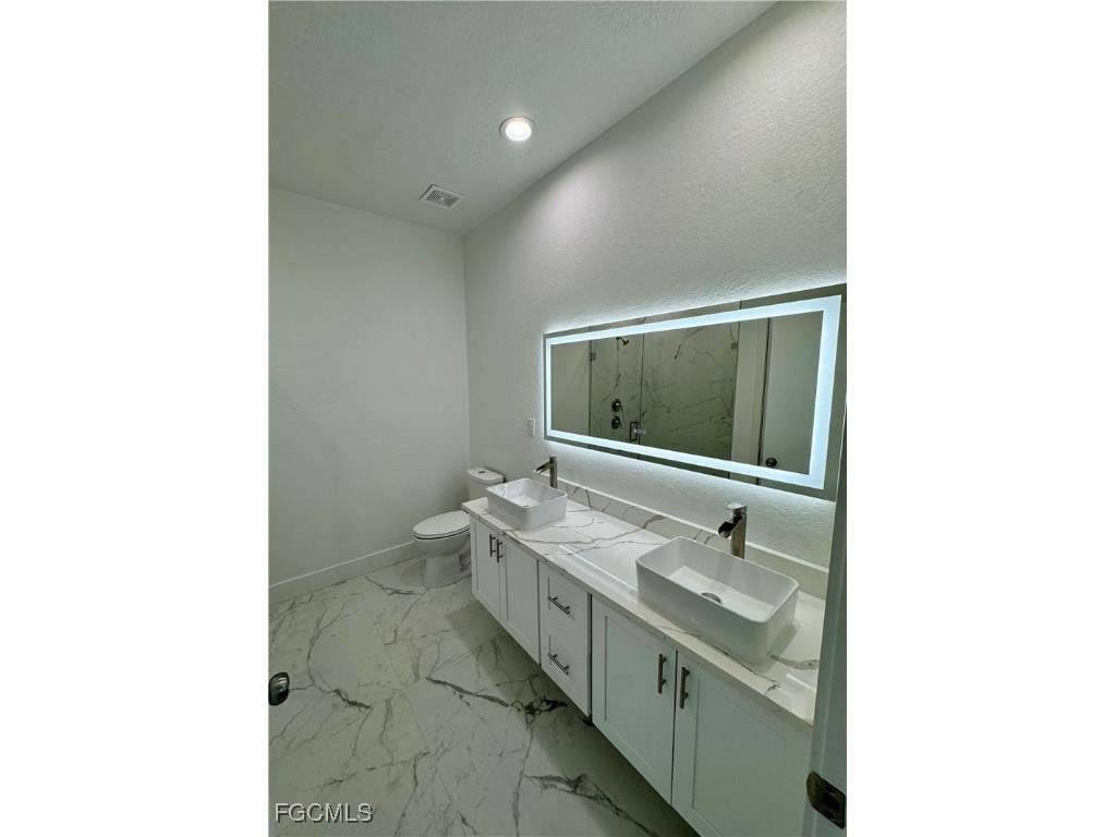 7029 Palpano Circle Labelle FL 33935 2025010360 image22