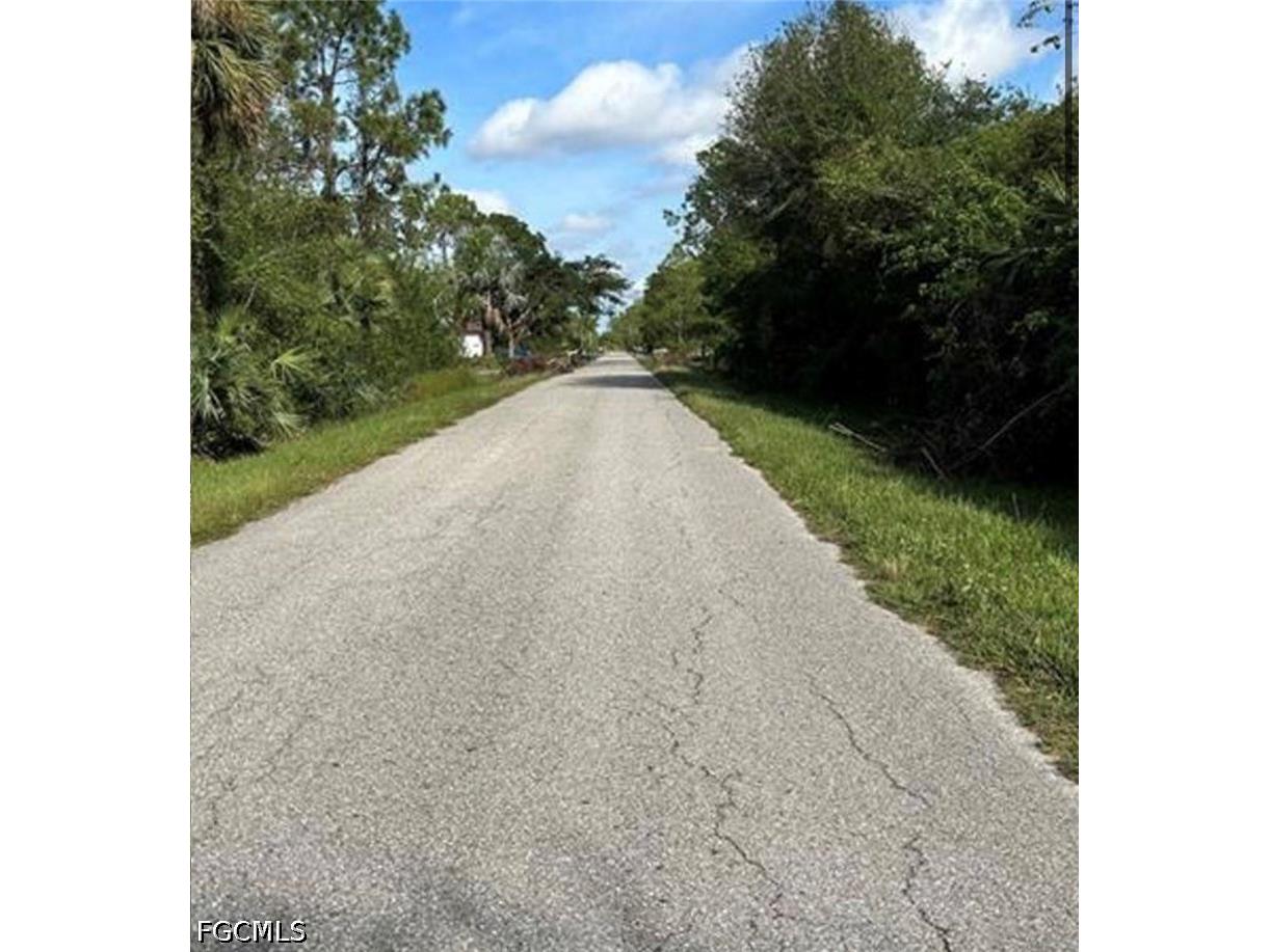 703 Michael Avenue Lehigh Acres FL 33936 2026015107 image4