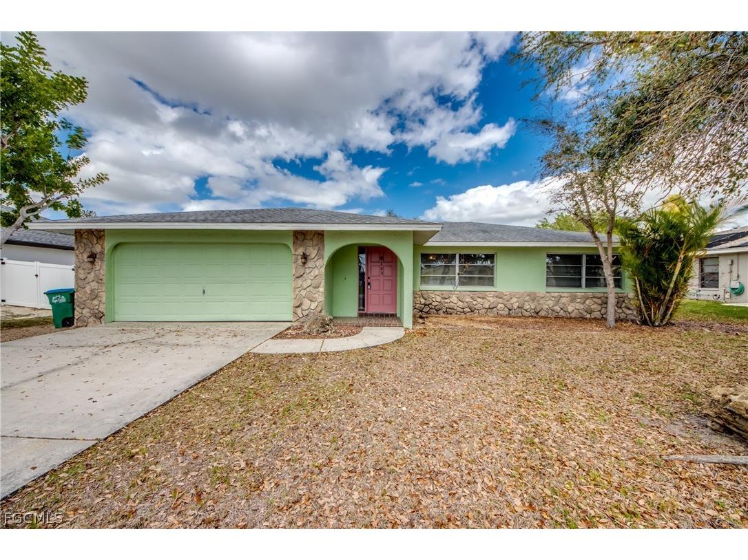 703 SE 33rd Street Cape Coral FL 33904 2026011354 image1