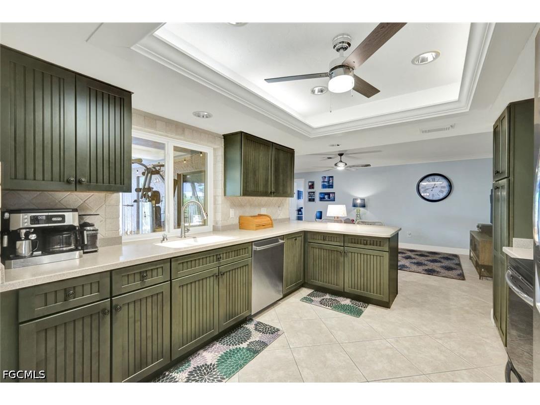 703 SE 33rd Terrace Cape Coral FL 33904 2026018611 image10