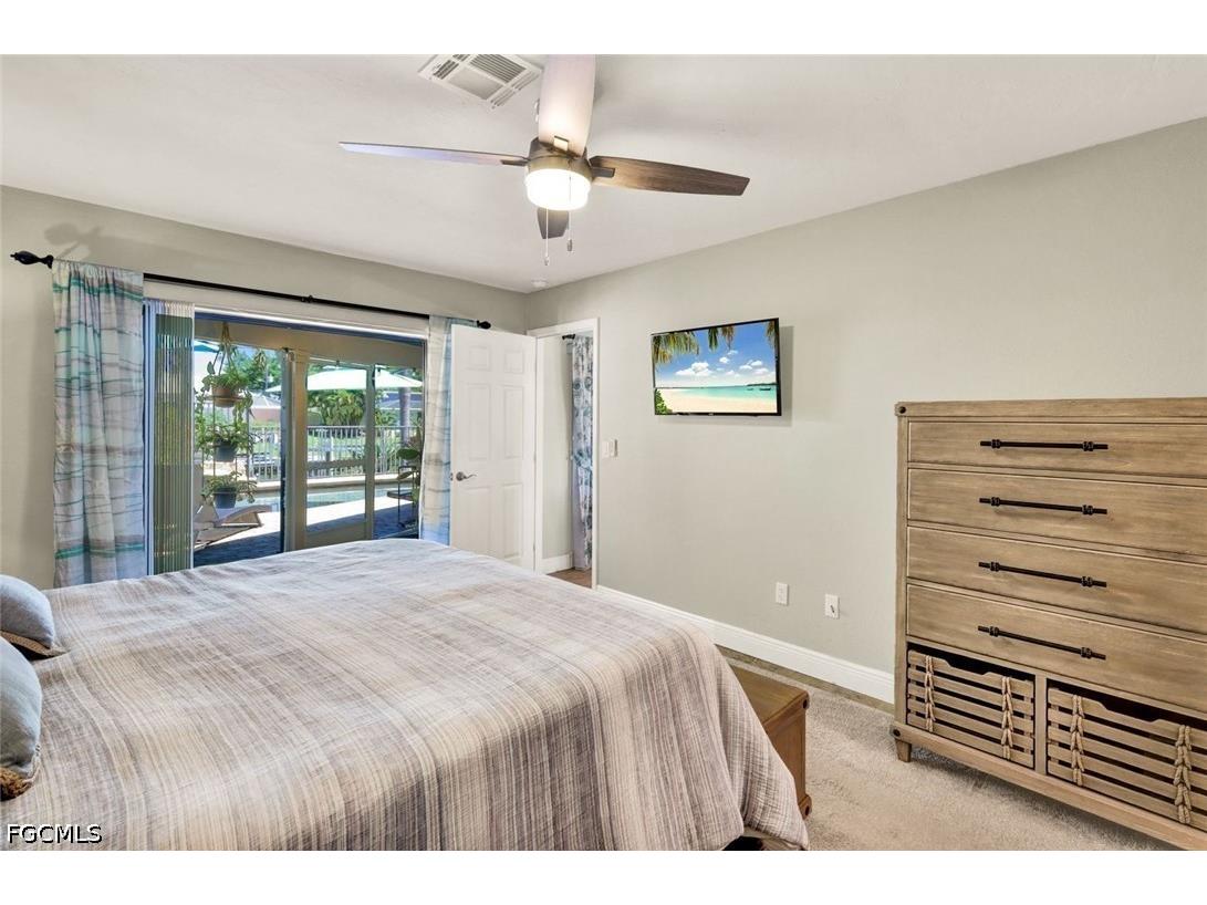 703 SE 33rd Terrace Cape Coral FL 33904 2026018611 image15
