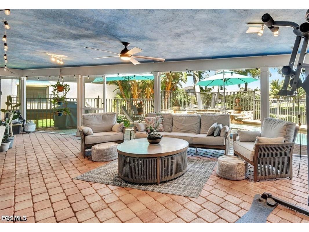 703 SE 33rd Terrace Cape Coral FL 33904 2026018611 image22