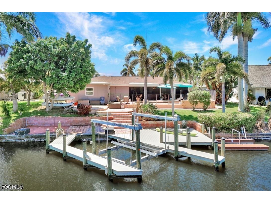 703 SE 33rd Terrace Cape Coral FL 33904 2026018611 image31