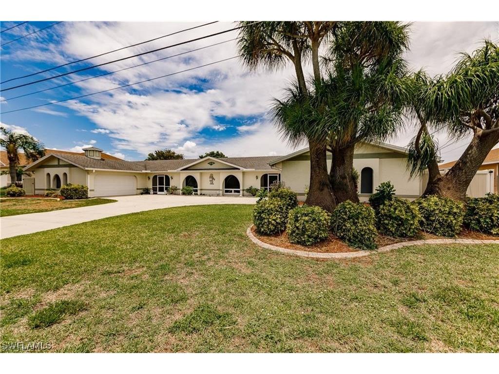 703 SE 7th Street #1 Cape Coral FL 33990 223022609 image1