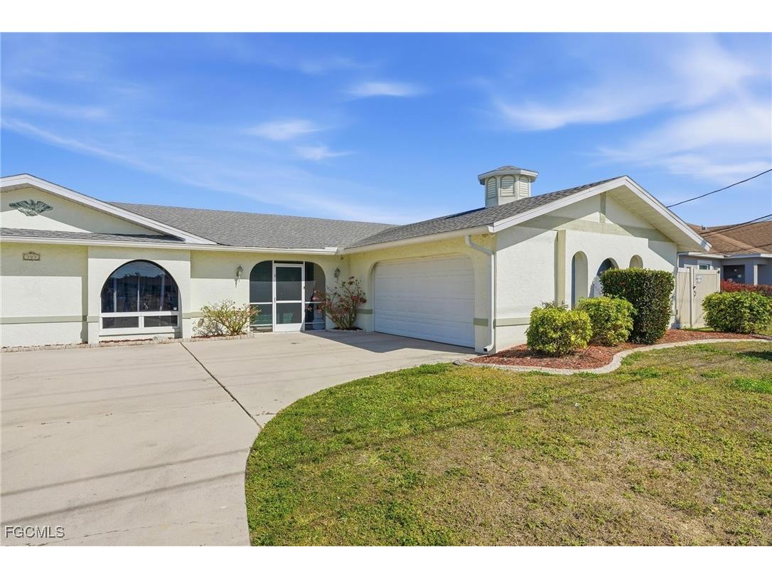 703 SE 7th Street #2 Cape Coral FL 33990 2026006077 image1
