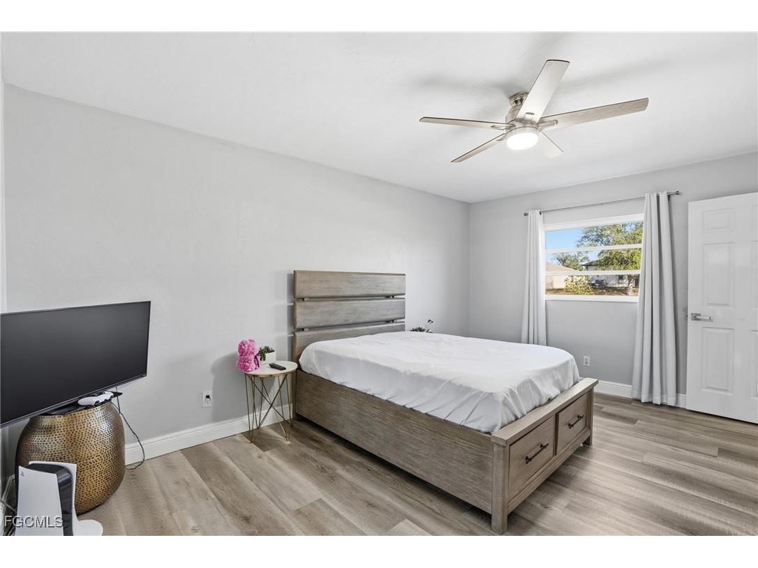 703 SE 7th Street #2 Cape Coral FL 33990 2026006077 image18