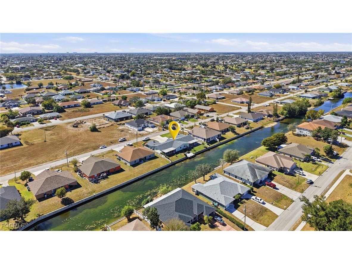 703 SE 7th Street #2 Cape Coral FL 33990 2026006077 image2