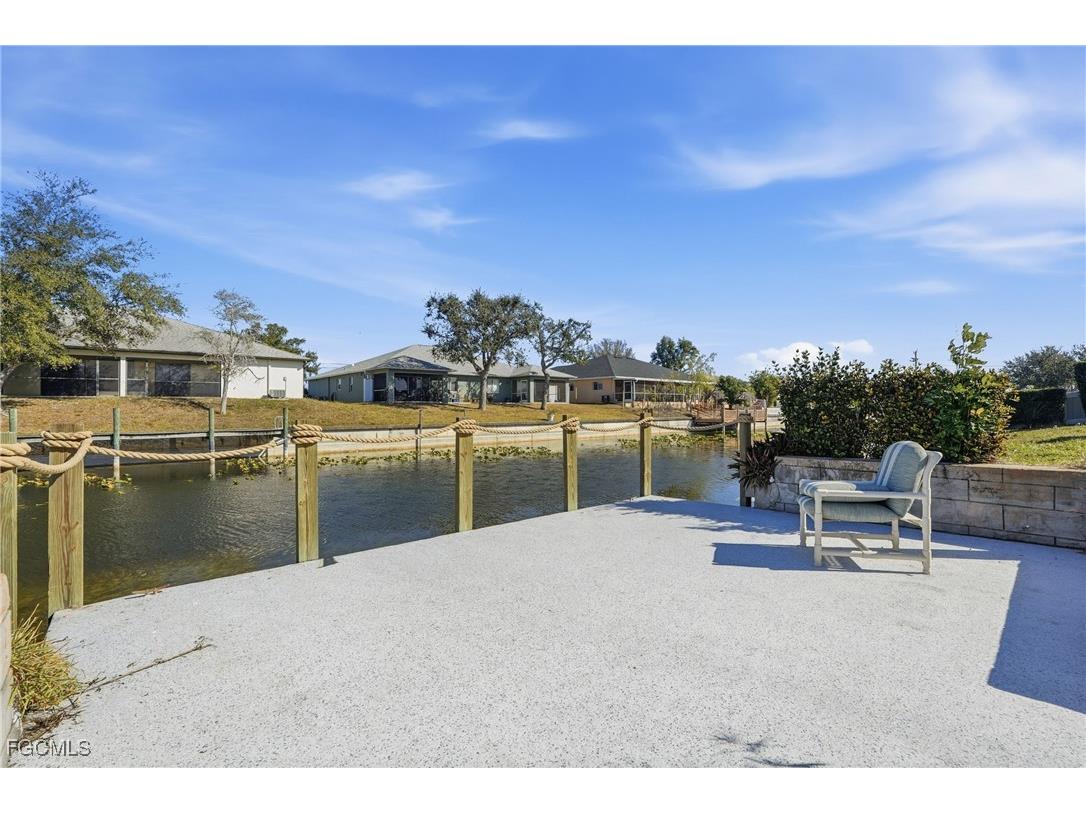703 SE 7th Street #2 Cape Coral FL 33990 2026006077 image32