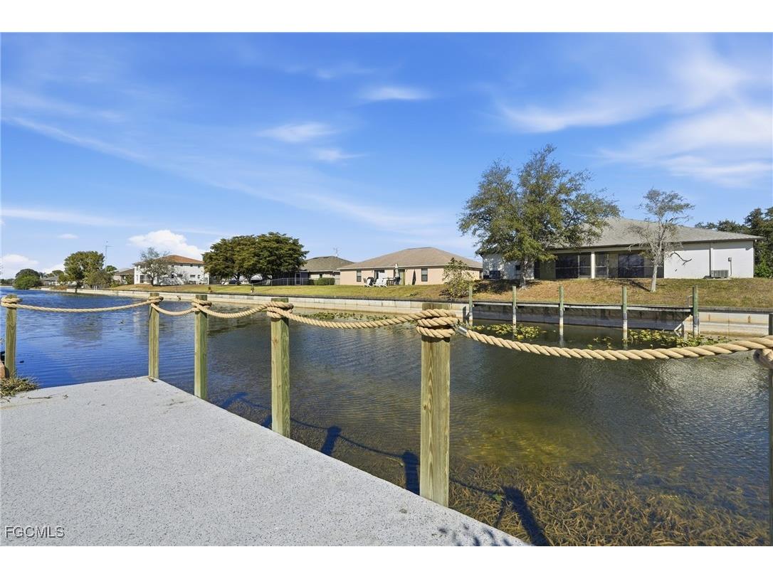 703 SE 7th Street #2 Cape Coral FL 33990 2026006077 image34