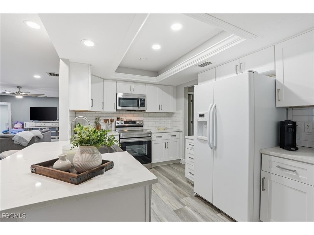 703 SE 7th Street #2 Cape Coral FL 33990 2026006077 image8