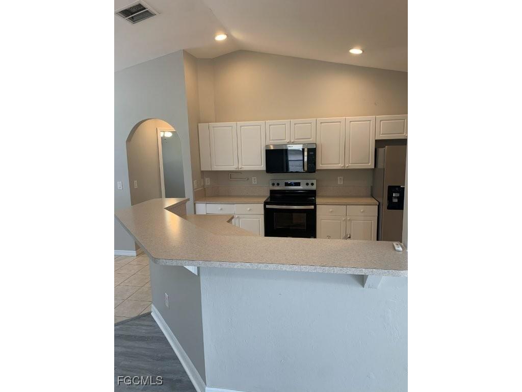 703 SW 22nd Street Cape Coral FL 33991 2025007928 image9