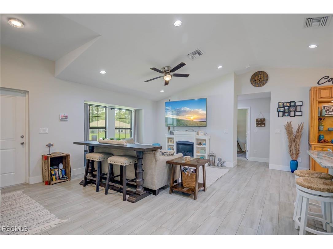 703 Wellington Avenue Lehigh Acres FL 33972 2025005579 image4