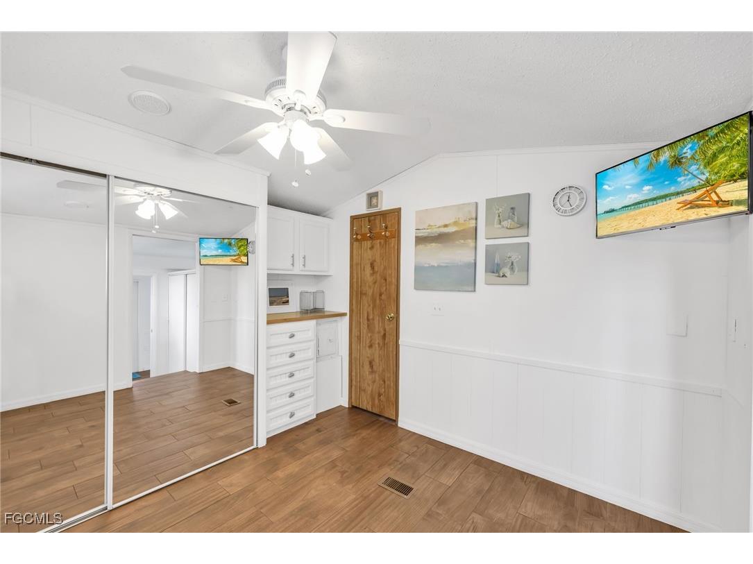 7031 Armadillo Way Fort Myers FL 33967 2025014155 image15