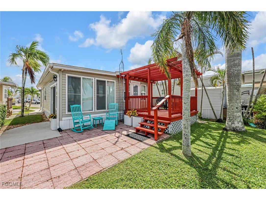 7031 Armadillo Way Fort Myers FL 33967 2025014155 image24