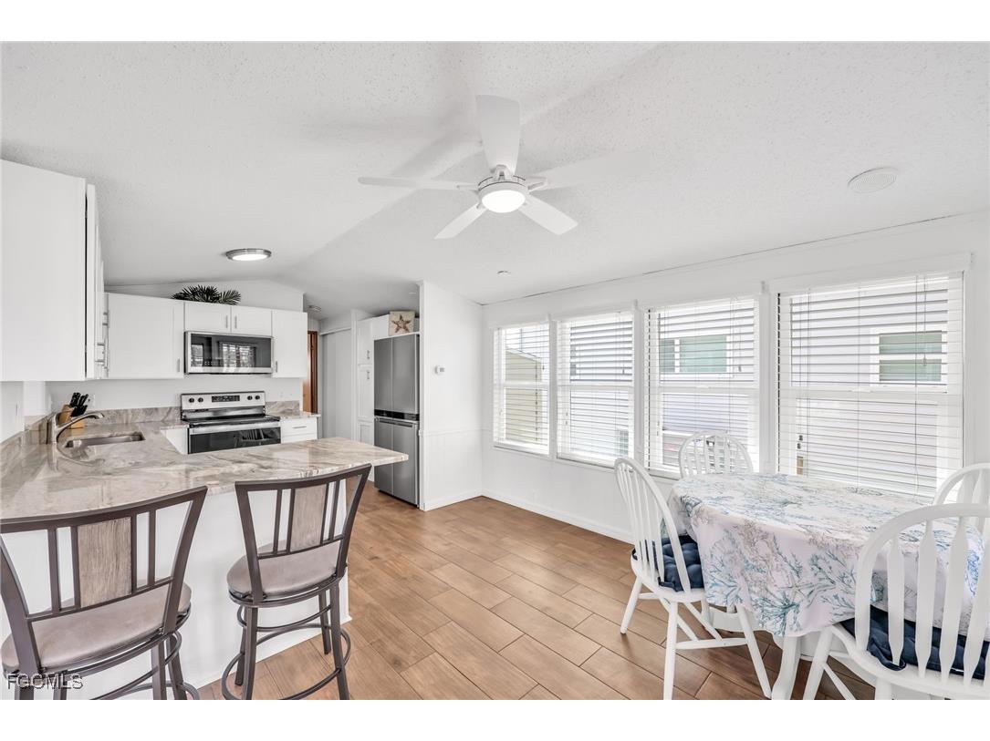 7031 Armadillo Way Fort Myers FL 33967 2025014155 image6