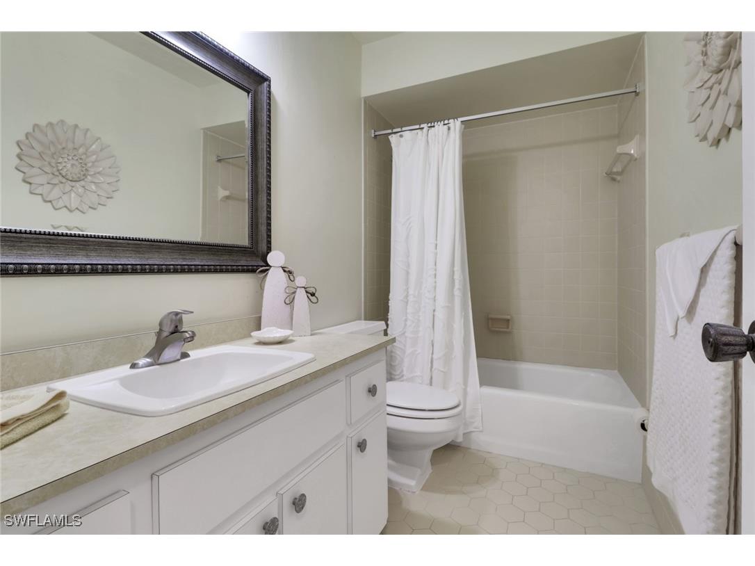 7032 Cedarhurst Drive Fort Myers FL 33919 225073271 image23