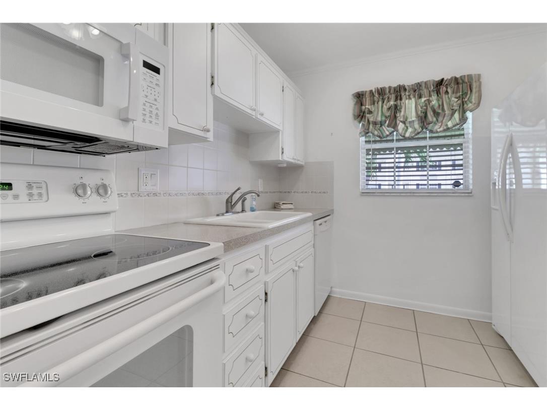 7032 Cedarhurst Drive Fort Myers FL 33919 225073271 image5