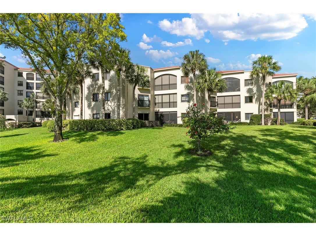 7032 Pelican Bay Boulevard #E-103 Naples FL 34108 223030124 image1