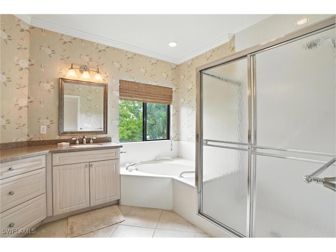 7032 Pelican Bay Boulevard #E304 Naples FL 34108 225065317 image22